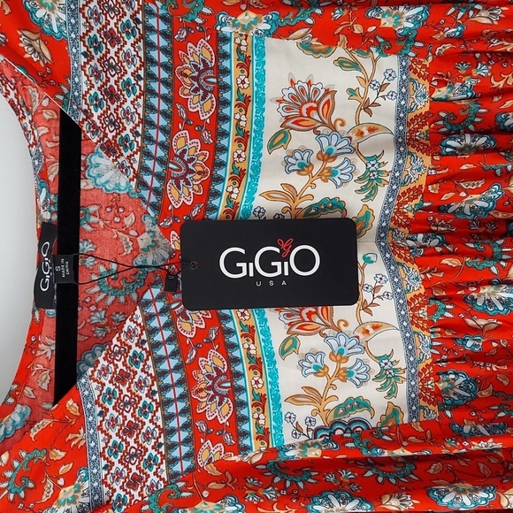 GiGiO Balloon Sleeve Hi-Low Tunic Top with Pockets - Picture 7 of 15